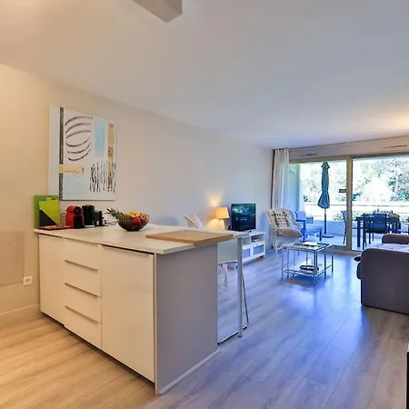 Apartment 2 Pieces, Piscine Et Parking Centre De St Tropez Saint-Tropez